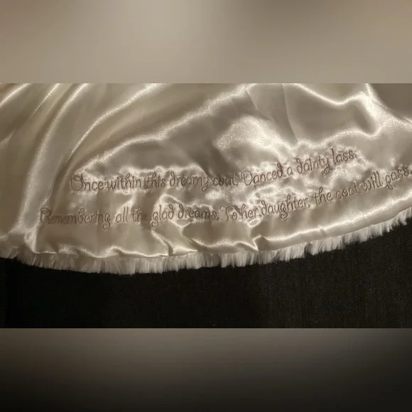 NEW - Bunnies By The Bay Glad Dreams Coat, Hat and Muff in Keepsake box - Picture 5 of 16